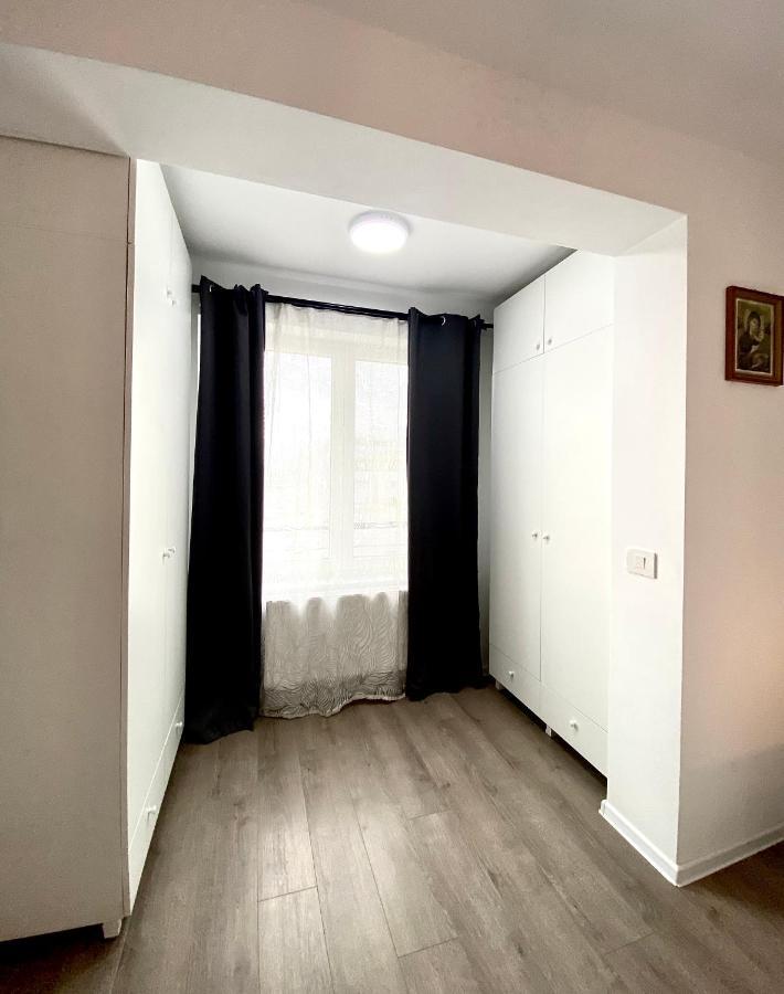 Astoria Apartment - Pet Friendly Braşov Exteriör bild