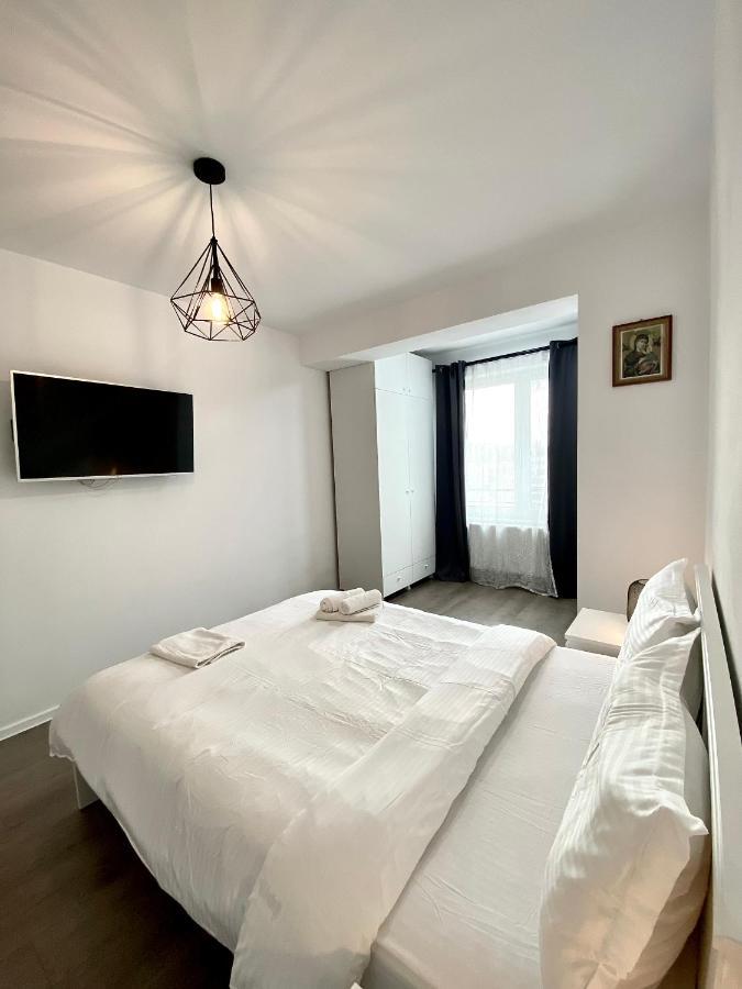Astoria Apartment - Pet Friendly Braşov Exteriör bild
